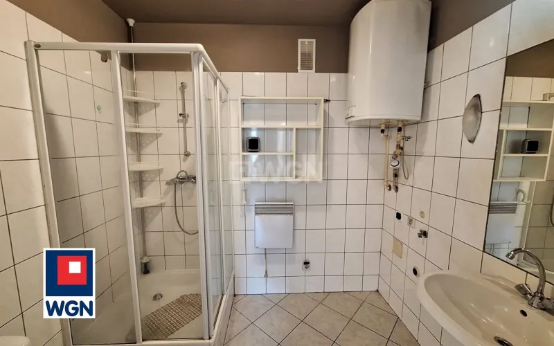 Budynek wielorodzinny na  sprzedaż Częstochowa - Apartamentowiec (8 mieszkań) w super lokalizacji