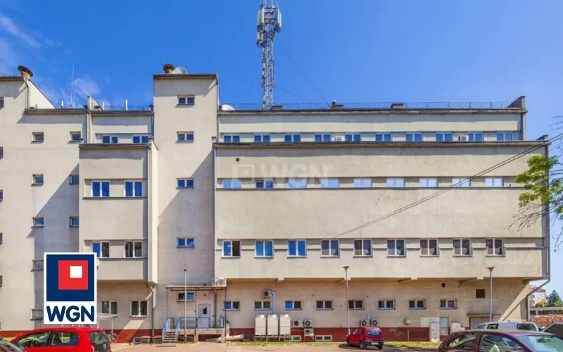 Obiekt biurowy na  sprzedaż Skierniewice - Duża nieruchomość w centrum miasta