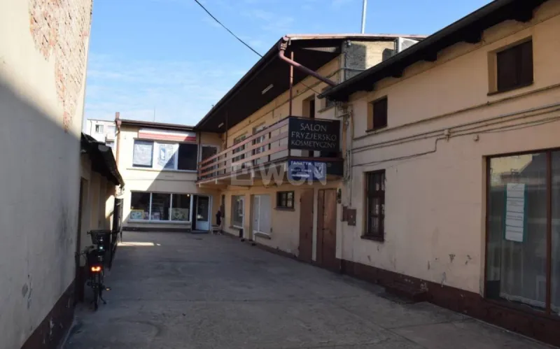 Kamienica na  sprzedaż Ostrów Wielkopolski - Kamienica z lokalami handlowymi w centrum